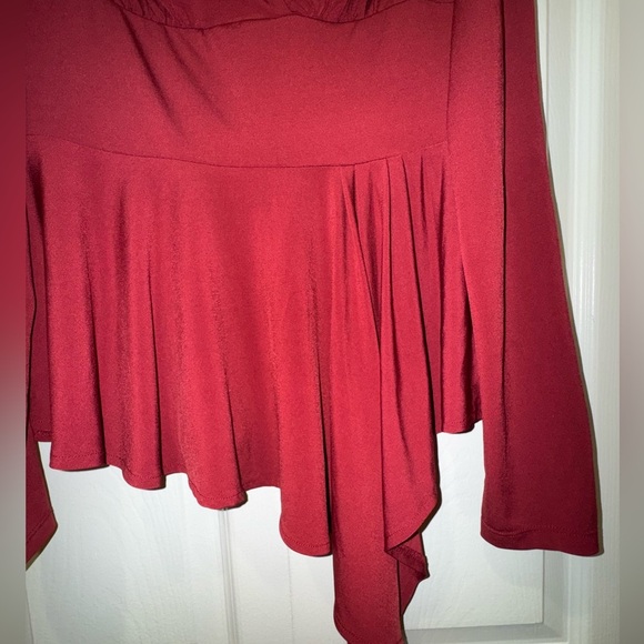 BOSTON PROPER Burgundy V-Neck Cold Shoulder Fit Fare Peplum Blouse Size M GUC - Picture 2 of 13